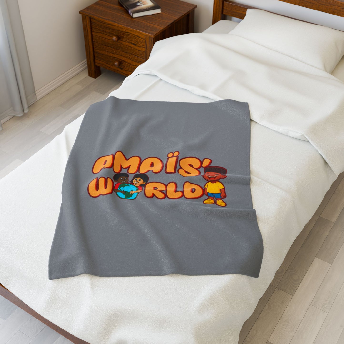 Amaïs’ World Cozy Throw